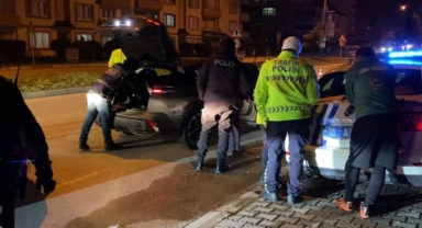 İnegöl’de 250 polisle ‘huzur’ uygulaması