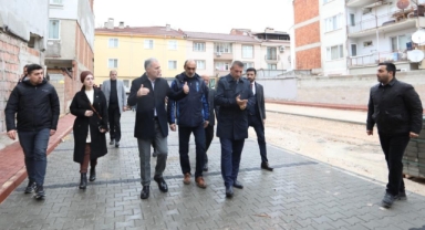 İnegöl’de mahalle otoparkları merkeze nefes aldırıyor