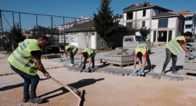 İnegöl Kurşunlu’da cadde ve sokaklar yenileniyor