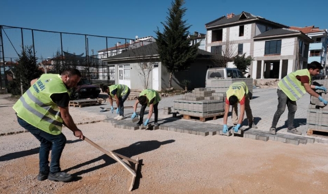 İnegöl Kurşunlu’da cadde ve sokaklar yenileniyor