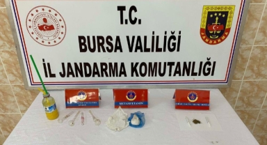 Jandarma uyuşturucu tacirlerine göz açtırmıyor