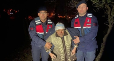Kaybolan 82 yaşındaki yaşlı adamı jandarma buldu