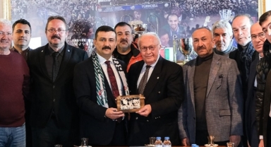 Milletvekili Selçuk Türkoğlu, Bursaspor’u ziyaret etti