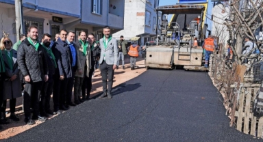 Osmangazi’de 15 sokağın yolları yenilendi