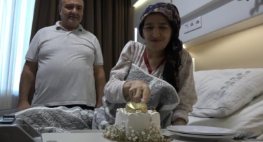Tedavi gören hasta ve eşine sürpriz