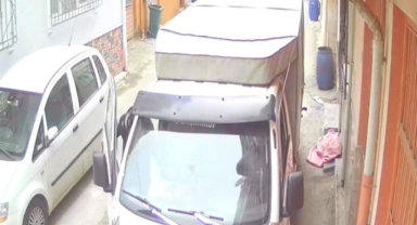 Telefon hırsızı kameraya yakalandı