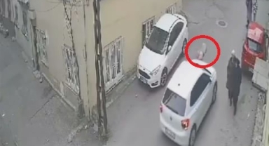 10 yaşındaki çocuk otomobilin altında kaldı