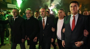 Başkan Aktaş: “Nilüfer’de kaç kulübe tesis yaptın”