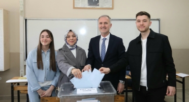 Başkan Taban oyunu kullandı
