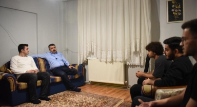 Başkan Yılmaz, sahuru gençlerle yaptı