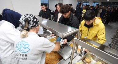 Binlerce Nilüferli iftar sofralarında buluşuyor