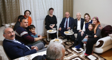 Bozbey, Aydın ailesinin iftar sofrasına konuk oldu