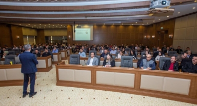 Bursa Büyükşehir personeline ‘Kamu ihale kanunu eğitimi’