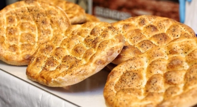 Bursa'da 450 gram 'BESAŞ' pidesi 15 TL