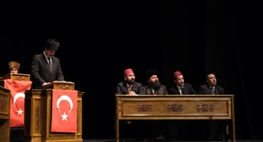 Bursa'da perde İstiklal Marşı için açıldı