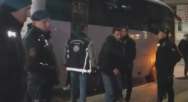 Bursa polisi 63 kaçak göçmen yakaladı