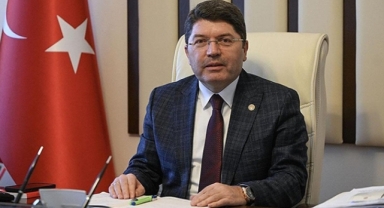 Bursa'ya 4yeni Noter