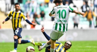 Bursaspor: “Futbolcularımızın emeklerini hiçe saymaya kimsenin hakkı yoktur”