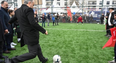 Büyükşehir’den Nilüfer’e futbol sahası