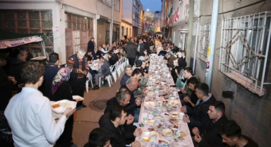 “Kentsel dönüşüm sözcüğüne hakaret ediyorlar”