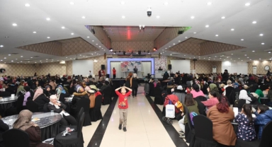 Kestel'de kadınlar, matinede doyasıya eğlendi