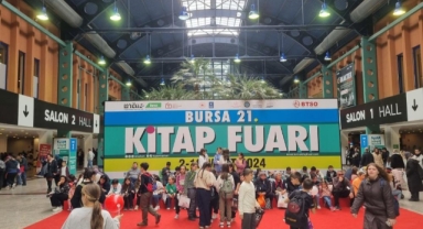 Kitap fuarı ziyaretçi akınına uğradı