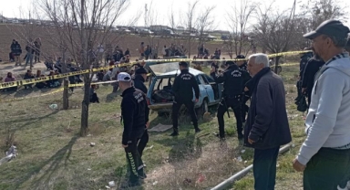 Konya'da otomobil otobüs durağına daldı: 4 ölü 5 yaralı