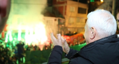 “Mustafa Ağabeyiniz geliyor”