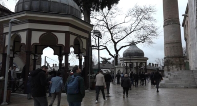 Ramazan'ın ilk cumasında Ulu Cami doldu taştı