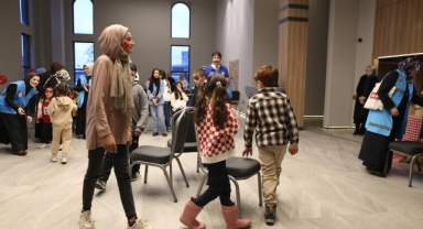 Türkiye Diyanet Vakfı, yetim çocuklarla iftar sofrasında bir araya geldi