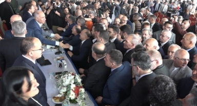 AK Parti Bursa İl Teşkilatı bayramlaştı