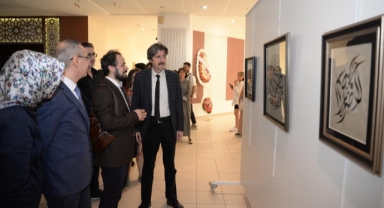 Akademisyenler 'Karma Sergi' ile sanatını konuşturdu