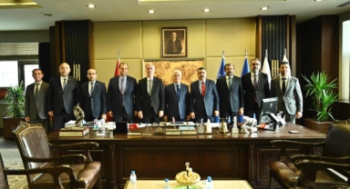 Başkan Bozbey, AK Partili Belediye başkanlarını ağırladı