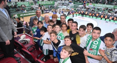 Başkan Bozbey'den Potanın timsahlarına tebrik