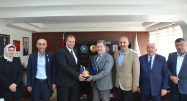 Başkan Usta'dan kurum ziyaretleri