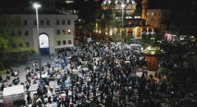 Bursa’da çarşılarda bayram yoğunluğu yaşandı