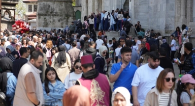 Bursa'nın tarihi mekanlarına turist akını