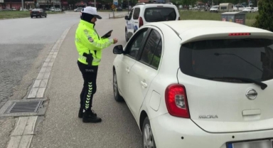 Bursa polisi trafik canavarlarına geçit vermedi