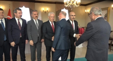 Bursa protokolü bayramlaştı