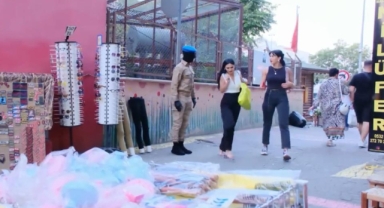 Cansız manken şakası yürekleri hoplattı