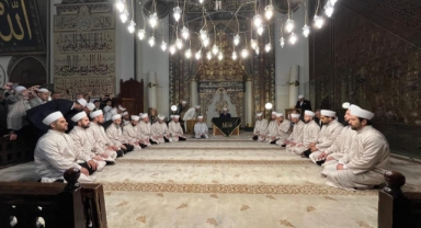 Eğitimlerini tamamlayan kursiyer hocalar, kurra hafız oldu