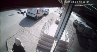 İnegöl'de motosiklet kazası kamerada