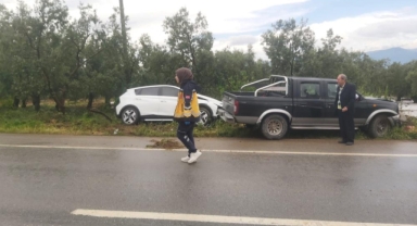 İznik'te düğün konvoyunda kaza: 3 yaralı