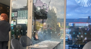 Kahramanmaraş’ta Starbucks'a taşlı silahlı saldırı: 1 yaralı