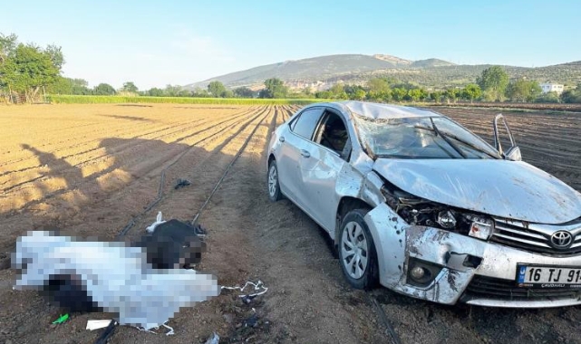 Karacabey'de otomobil tarlaya uçtu: 1 ölü