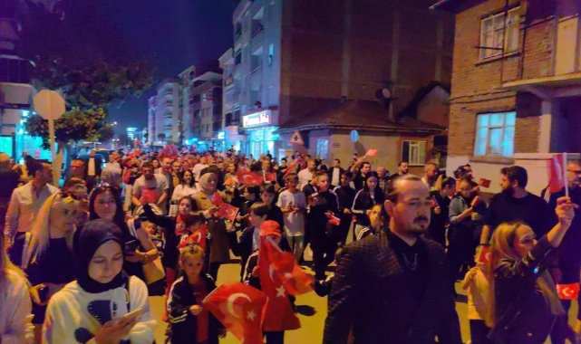 Mahalle sakinleri geleneği bozmadı