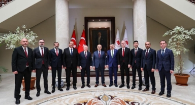 Mazbatalarını alan başkanlar, Vali Demirtaş'ı ziyaret etti