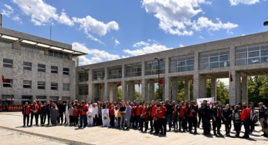 Motosikletliler hemofili farkındalık için sürdü