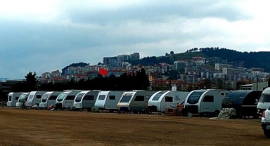 Mudanya 50’den fazla karavana ev sahipliği yapıyor
