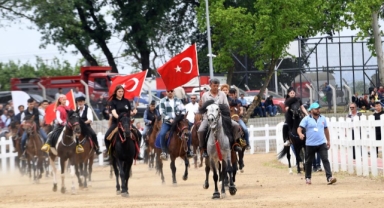 Rahvan atları fetih coşkusunu zirveye taşıdı